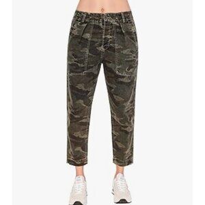 Sundry Camo Utility Pocket Crop Pants Women’s Size 27 Mineral Wash Green